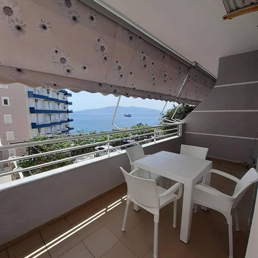 Hotel Vila Alvin & Apartments Sarandë Esterno foto