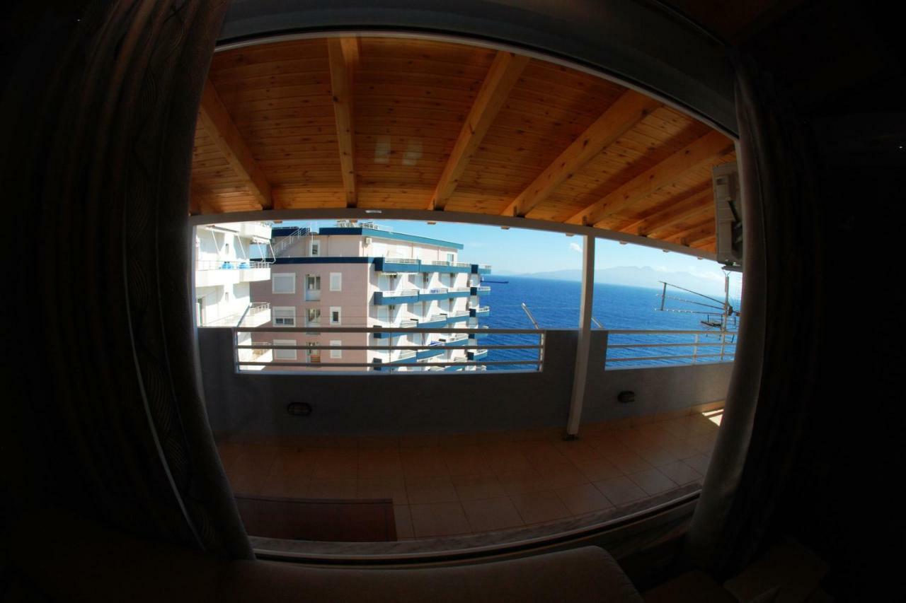 Hotel Vila Alvin & Apartments Sarandë Esterno foto